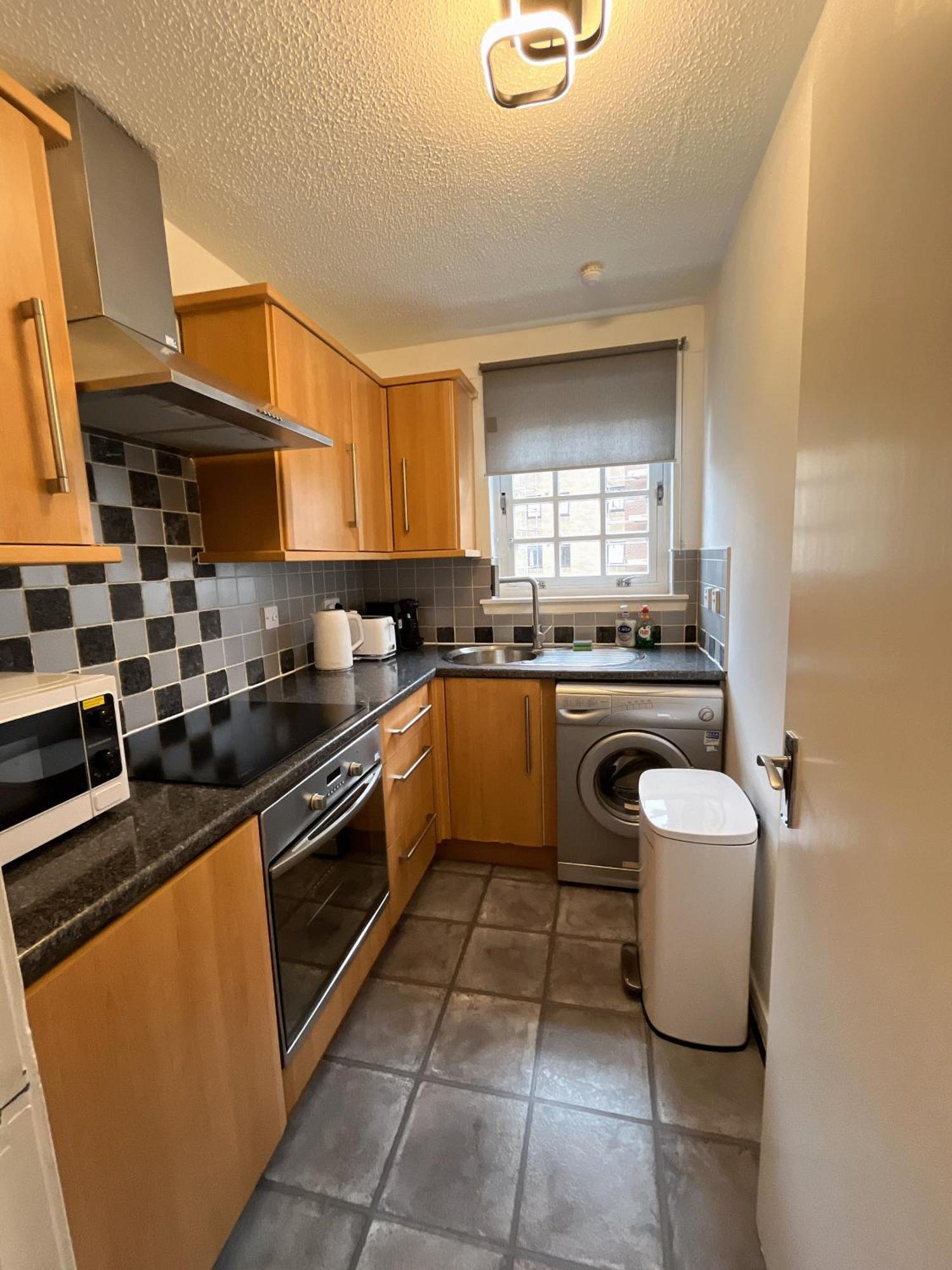 Causewayside Free Parking Apartment EDI